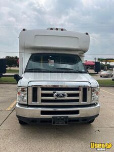 2013 E-450 Super Duty Ice Cream Truck Floor Drains Texas Gas Engine for Sale