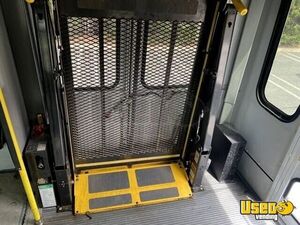 2013 E450 Shuttle Bus 18 New York Gas Engine for Sale