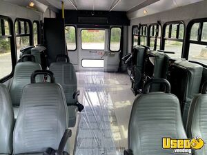 2013 E450 Shuttle Bus 8 New York Gas Engine for Sale