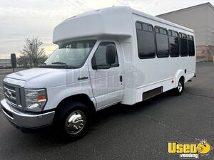 2013 E450 Shuttle Bus Exterior Lighting New York Gas Engine for Sale