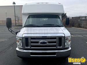 2013 E450 Shuttle Bus Interior Lighting New York Gas Engine for Sale