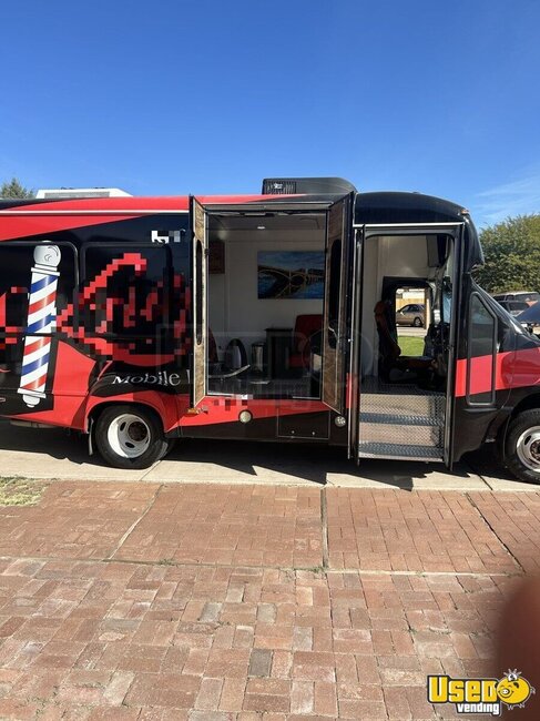 2013 Starl Mobile Hair & Nail Salon Truck Arizona Gas Engine for Sale