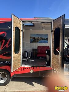 2013 Starl Mobile Hair & Nail Salon Truck Cabinets Arizona Gas Engine for Sale