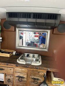 2013 Starl Mobile Hair & Nail Salon Truck Interior Lighting Arizona Gas Engine for Sale