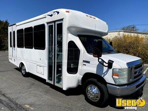 2014 E350 Shuttle Bus New York Gas Engine for Sale