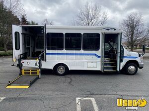 2014 E350 Shuttle Bus New York Gas Engine for Sale