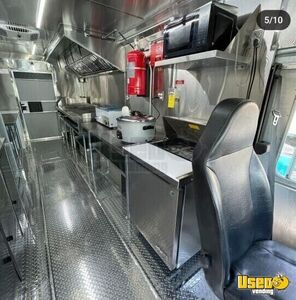 2014 E450 All-purpose Food Truck Stainless Steel Wall Covers Florida Gas Engine for Sale