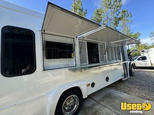 2014 F550 Super Duty All-purpose Food Truck Insulated Walls Florida Gas Engine for Sale