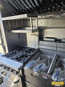 2014 Mt Chassis All-purpose Food Truck Insulated Walls New Jersey Gas Engine for Sale