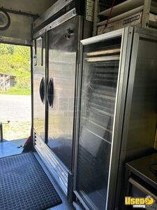 2015 Custom Food Trailer Kitchen Food Trailer Exterior Customer Counter British Columbia for Sale