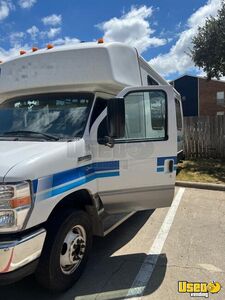 2015 E-450 Snowball Truck Concession Window Texas Gas Engine for Sale