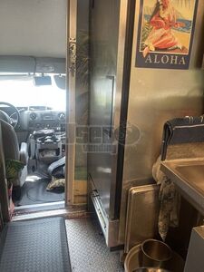 2015 E350 All-purpose Food Truck Refrigerator Maryland Gas Engine for Sale