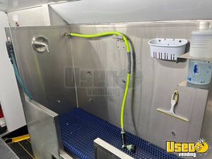 2015 E450 Pet Care / Veterinary Truck Gray Water Tank New York Gas Engine for Sale