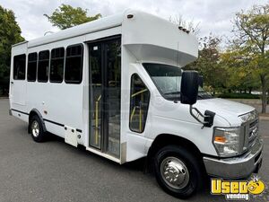 2015 E450 Shuttle Bus New York Gas Engine for Sale