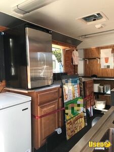 2015 Enclosed Concession Trailer Kitchen Food Trailer Refrigerator Florida for Sale