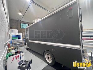 2015 Food Truck All-purpose Food Truck Concession Window Massachusetts Gas Engine for Sale