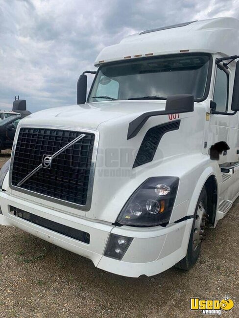 2015 Vnl Volvo Semi Truck Saskatchewan for Sale