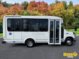 2016 E-350 Non-cdl Wheelchair Shuttle Bus Shuttle Bus Interior Lighting New York Gas Engine for Sale