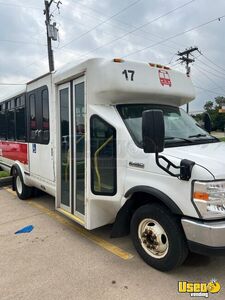 2016 E-450 Ice Cream Truck Concession Window Texas Gas Engine for Sale