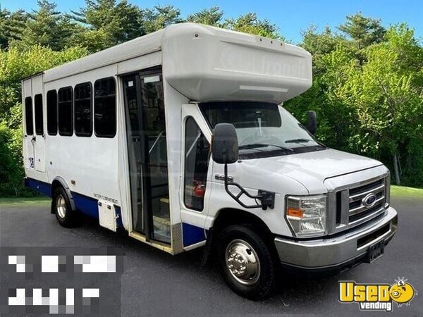 2016 E450 Shuttle Bus New York for Sale