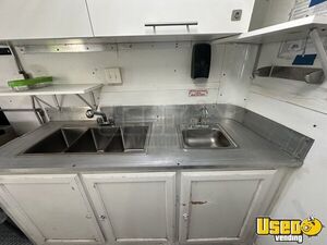 2016 Expedition Concession Trailer Oven Texas for Sale