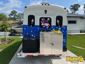 2016 F-450 Ice Cream Truck Diamond Plated Aluminum Flooring Florida Gas Engine for Sale