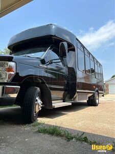 2017 E-450 Shuttle Bus Shuttle Bus Texas Gas Engine for Sale