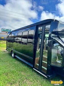 2017 E450 Shuttle Bus Air Conditioning Louisiana Gas Engine for Sale