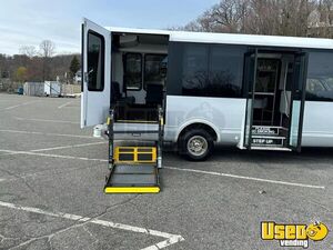 2017 E450 Super Duty Shuttle Bus 8 New York for Sale