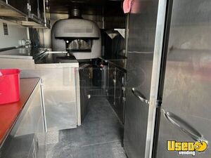 2017 F550 Chassis With Morgan Olson Body Pizza Food Truck Hand-washing Sink Michigan Gas Engine for Sale