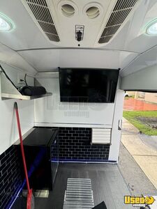 2017 Transit Van Mobile Hair & Nail Salon Truck Generator Florida for Sale