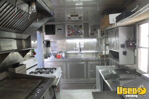 2018 South Land Kitchen Food Trailer Diamond Plated Aluminum Flooring Missouri Diesel Engine for Sale