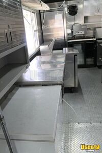 2018 South Land Kitchen Food Trailer Fresh Water Tank Missouri Diesel Engine for Sale