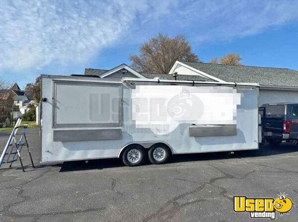 2019 24' Kitchen Food Trailer Maryland Diesel Engine for Sale