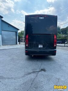 2019 J4500 Coach Bus 4 Massachusetts Diesel Engine for Sale