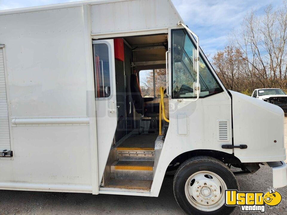 Ready to Convert - 22' 2019 Ford Step Van | Empty Step Van for Sale in ...