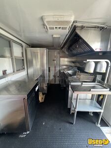 2019 Victory Kitchen Food Trailer Floor Drains Kentucky Diesel Engine for Sale