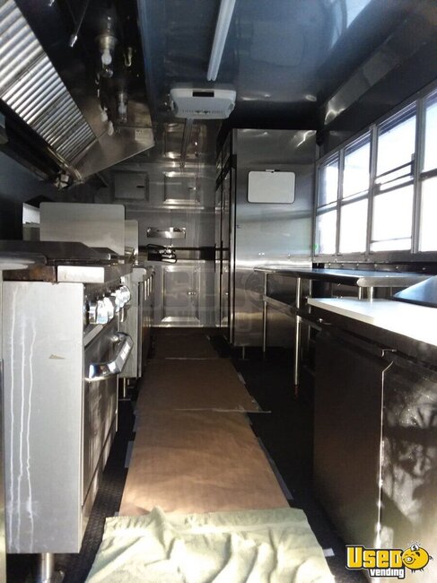 2020 Freedom 8.5' x 22' Professional Mobile Kitchen | Commercial Food