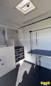 2020 Pet Grooming Trailer Pet Care / Veterinary Truck Cabinets Florida for Sale