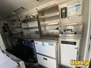 2021 4500 Extended Cargo Van 170 In All-purpose Food Truck Slide-top Cooler North Carolina Diesel Engine for Sale