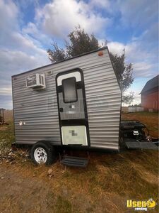 2021 Grooming Trailer Pet Care / Veterinary Truck Michigan for Sale