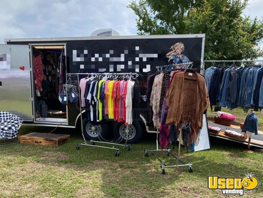 Mobile boutiques popping up in Iowa