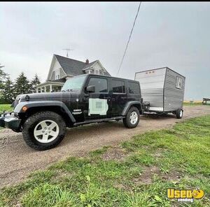 2021 Pet Grooming Trailer Pet Care / Veterinary Truck Generator Michigan for Sale