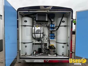 2021 Pet Grooming Trailer Pet Care / Veterinary Truck Insulated Walls Texas for Sale