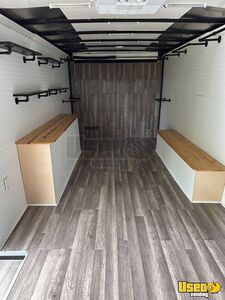 2022 2022 - 8.5' X 20' Challenger Mobile Fashion Boutique Trailer Mobile Boutique Removable Trailer Hitch Kentucky for Sale