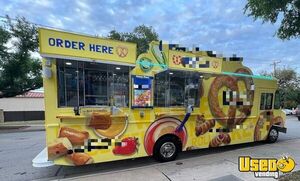 2022 Bakery Food Truck Bakery Food Truck Texas Gas Engine for Sale