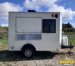 2022 Enclosed Trailer Kitchen Food Trailer Air Conditioning Michigan for Sale