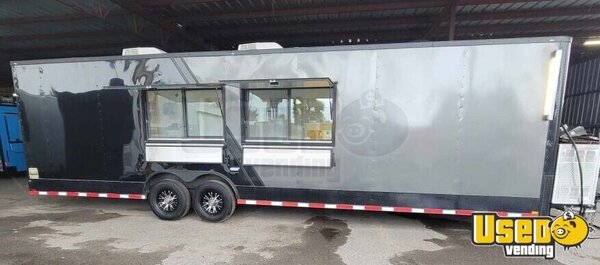 2022 Expedition Kitchen Food Trailer Texas for Sale