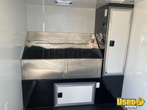 2022 Mobile Grooming Trailer Pet Care / Veterinary Truck Floor Drains California for Sale