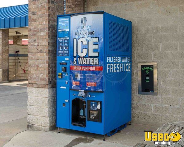 2022 Vx3 And Vx4 Bagged Ice Machine Texas for Sale